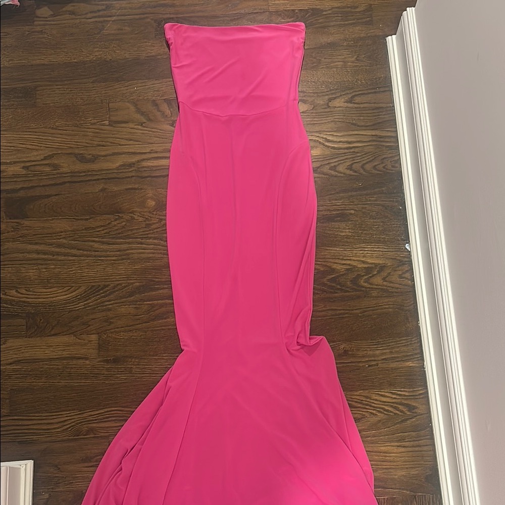 Norma Kamali Strapless Fishtail Gown